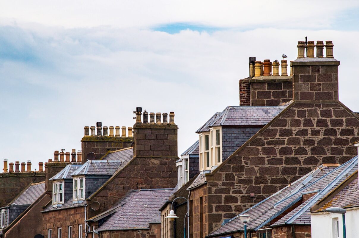 houses-with-chimneys